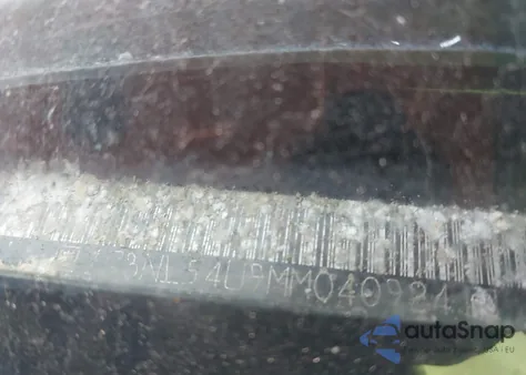 1991 Oldsmobile Cutlass Calais z USA, uszkodzony, nr VIN 1G3NL54U9MM040924